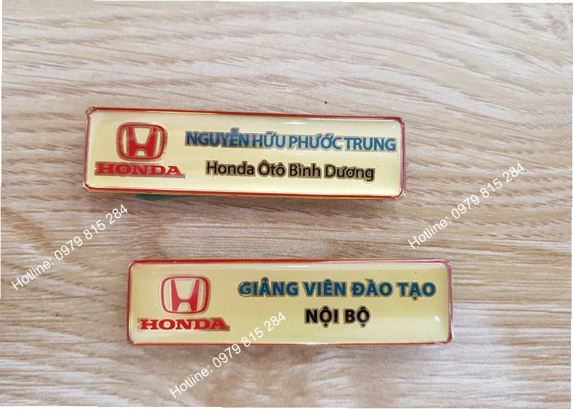 Bảng Tên Nhân Viên: Nâng Tầm Chuyên Nghiệp Cho Doanh Nghiệp post thumbnail image