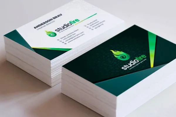 Chất liệu card visit cao cấp