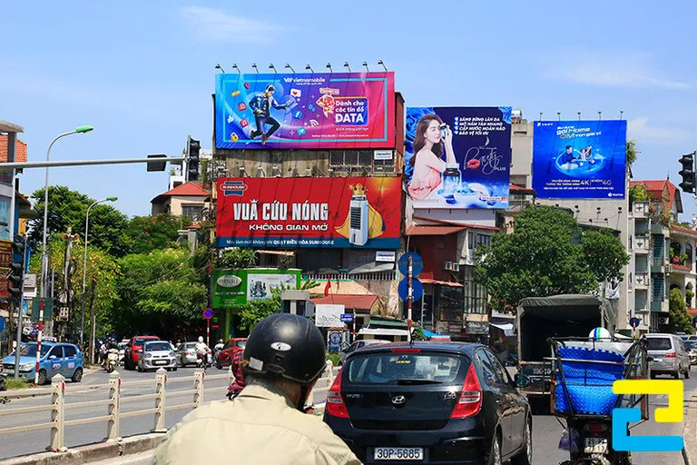 In phông bạt quảng cáo ngoài trời